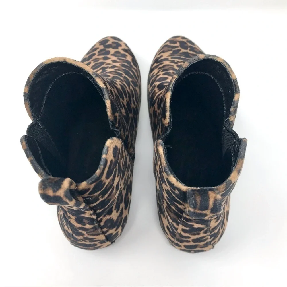 Born Remo Pixie Booties Brown Black Leopard Print Size 6